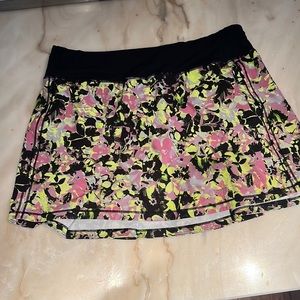 Lululemon tennis skirt size 8